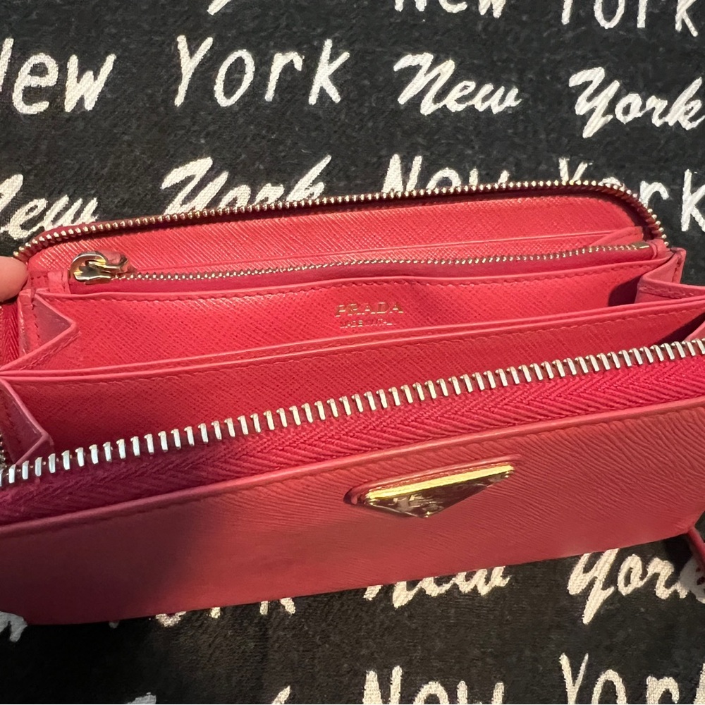Pink Prada Saffiano leather full zip around wallet - Picture 4 of 11
